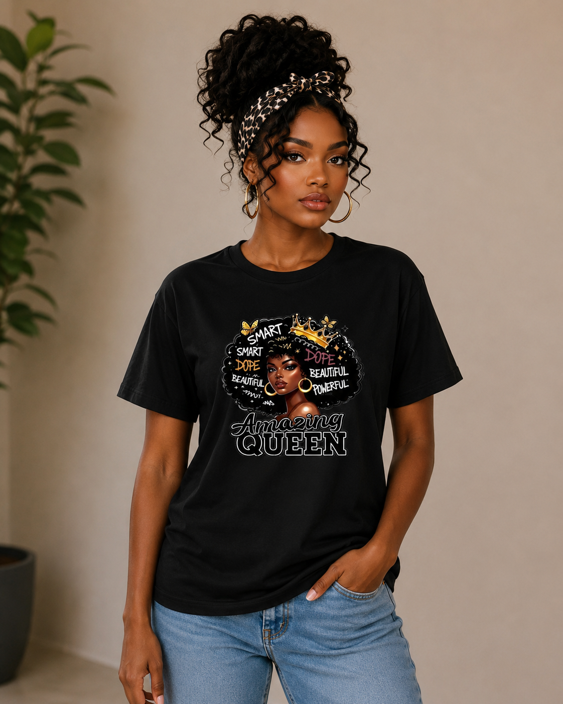 Amazing Queen – Women’s T-Shirt